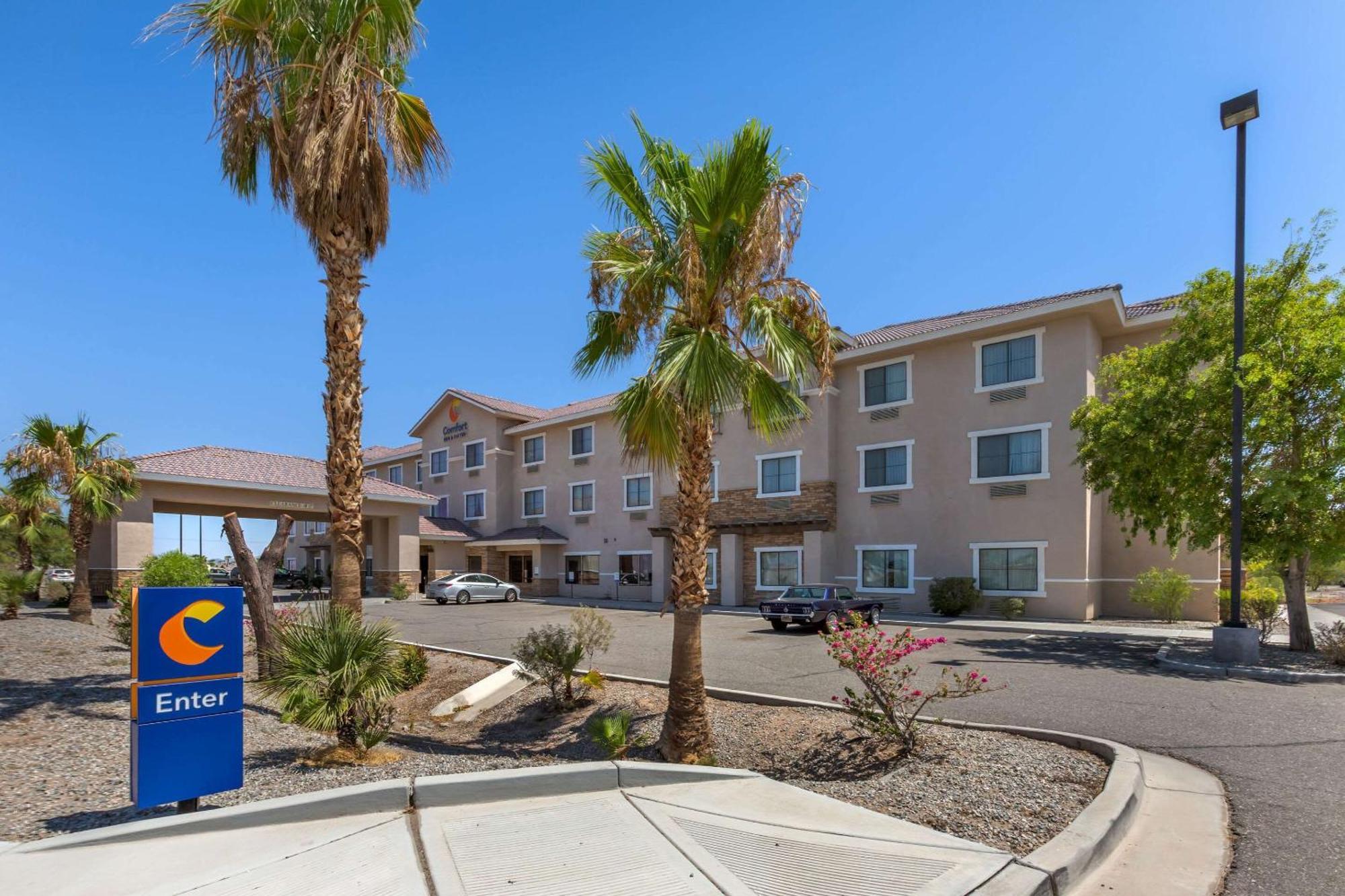 Comfort Inn And Suites Yuma I-8 Exterior foto
